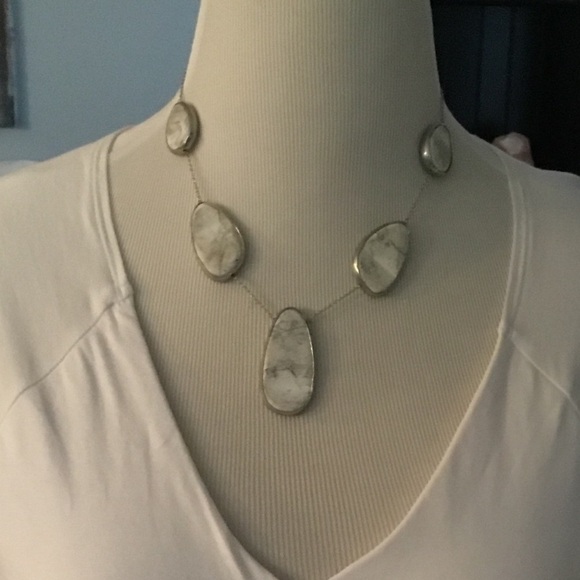 Beautiful Necklace Semi Precious Stones - Picture 6 of 9